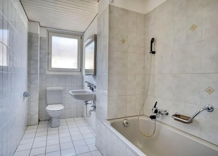 아파트 Amber 2 Schlafzimmer Balkon Ruhige Lage In Wipkingen *