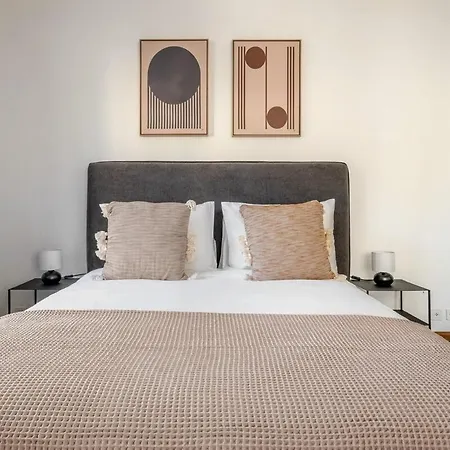 Amber 2 Schlafzimmer Balkon Ruhige Lage In Wipkingen * Zürih